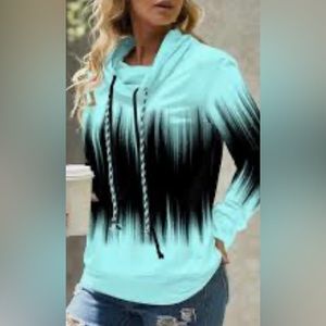 Black/aqua color pullover